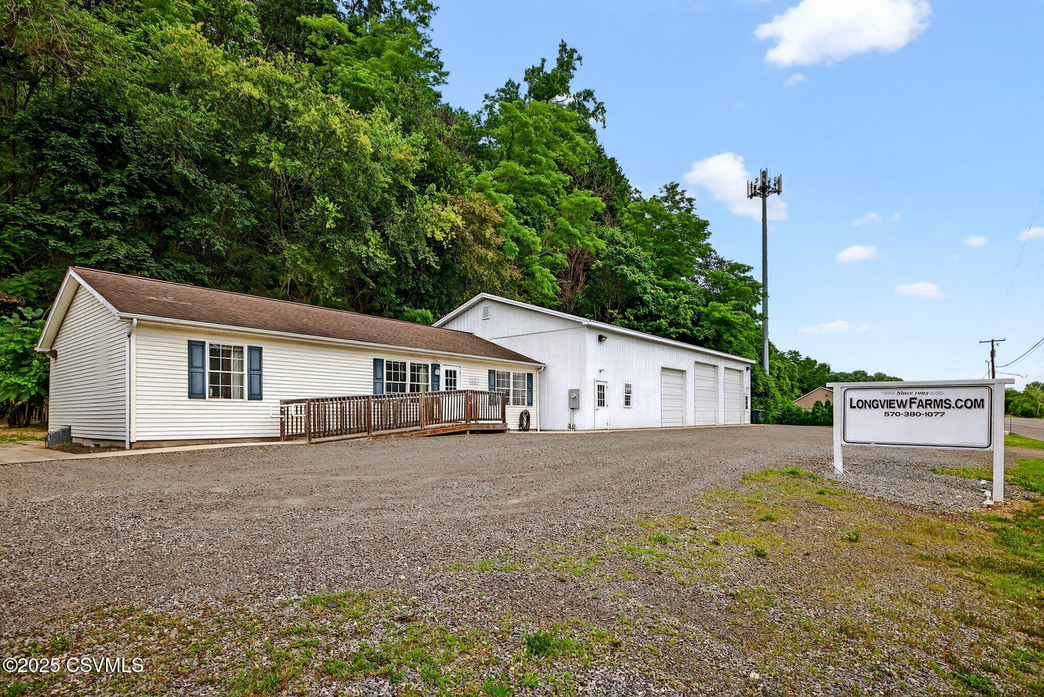 Properties 3 3181 COLUMBIA Boulevard