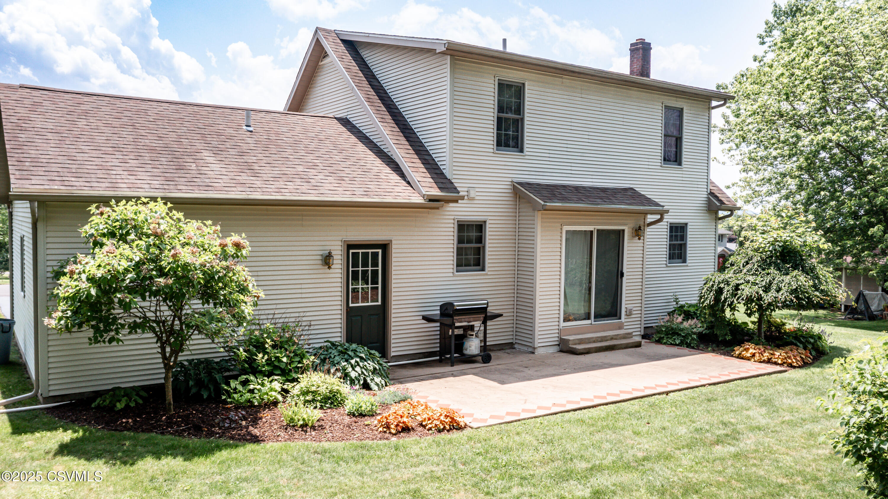 31 LILAC Lane