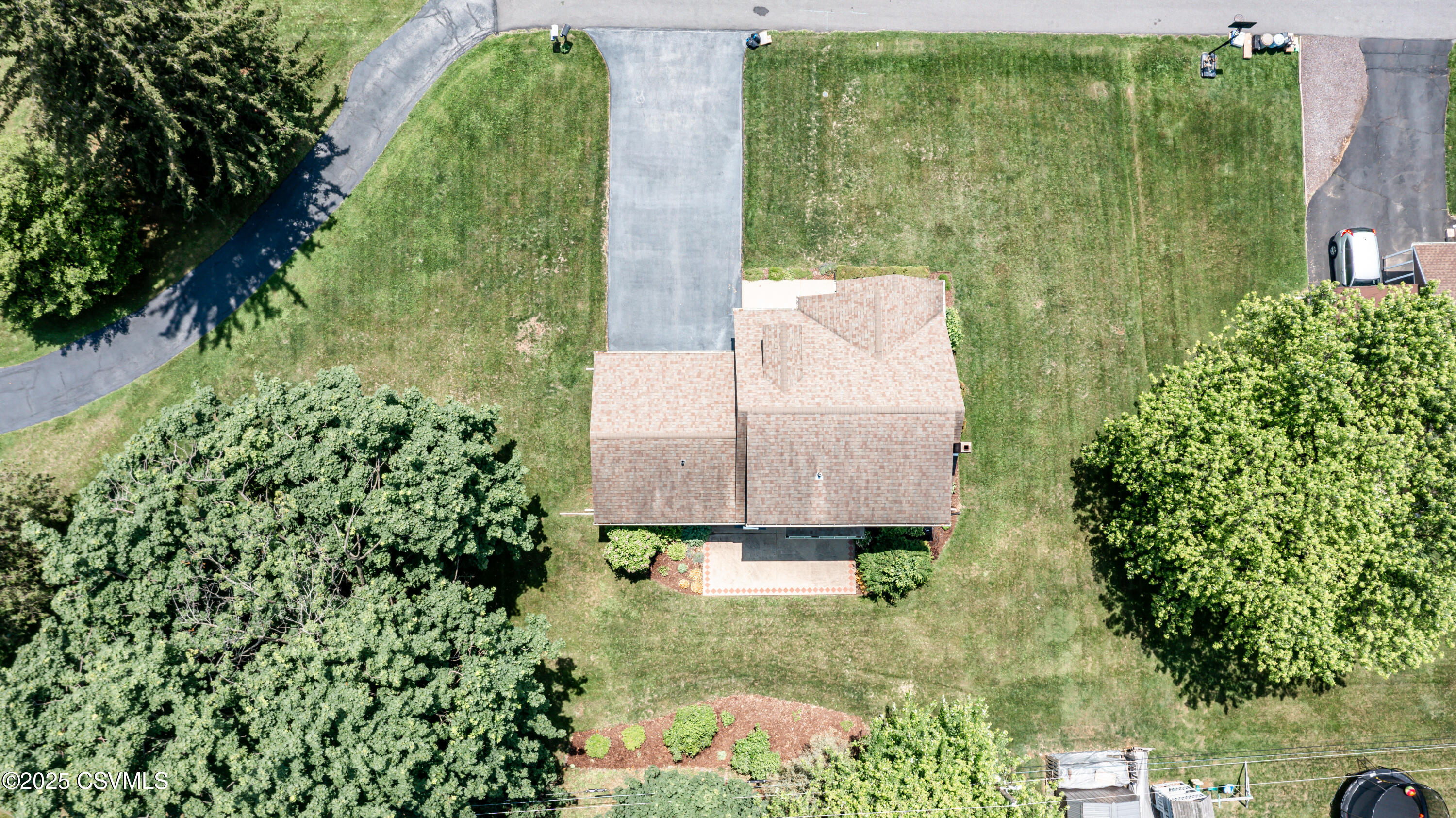 31 LILAC Lane