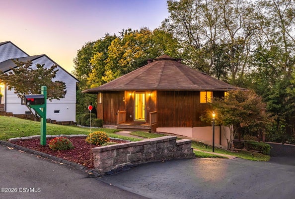 31 OLD ORCHARD RD, MILTON, PA 17847 - Image f883ee1bbb638ee06f3ac4eaf7fb7019/874799336