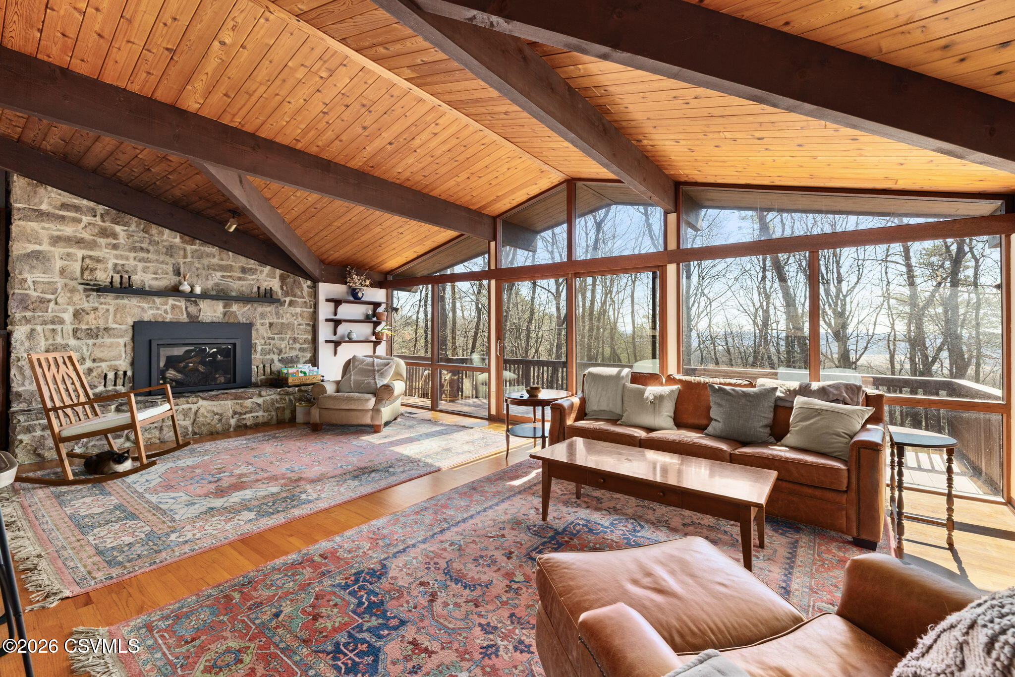Properties 5 126 N OVERLOOK Drive