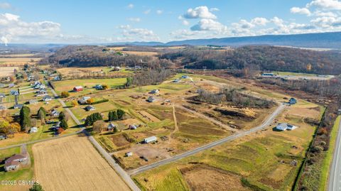 Nescopeck 26 77 MAPLE CREST Drive Nescopeck PA 18635