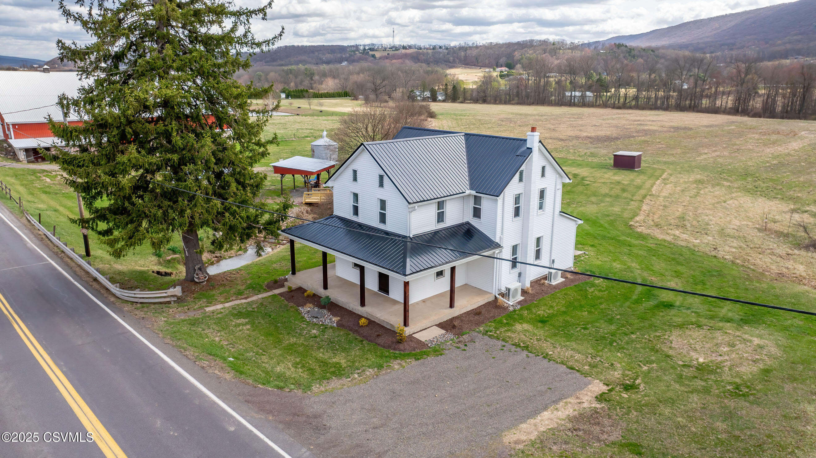 648 MAIN-MIFFLIN Road