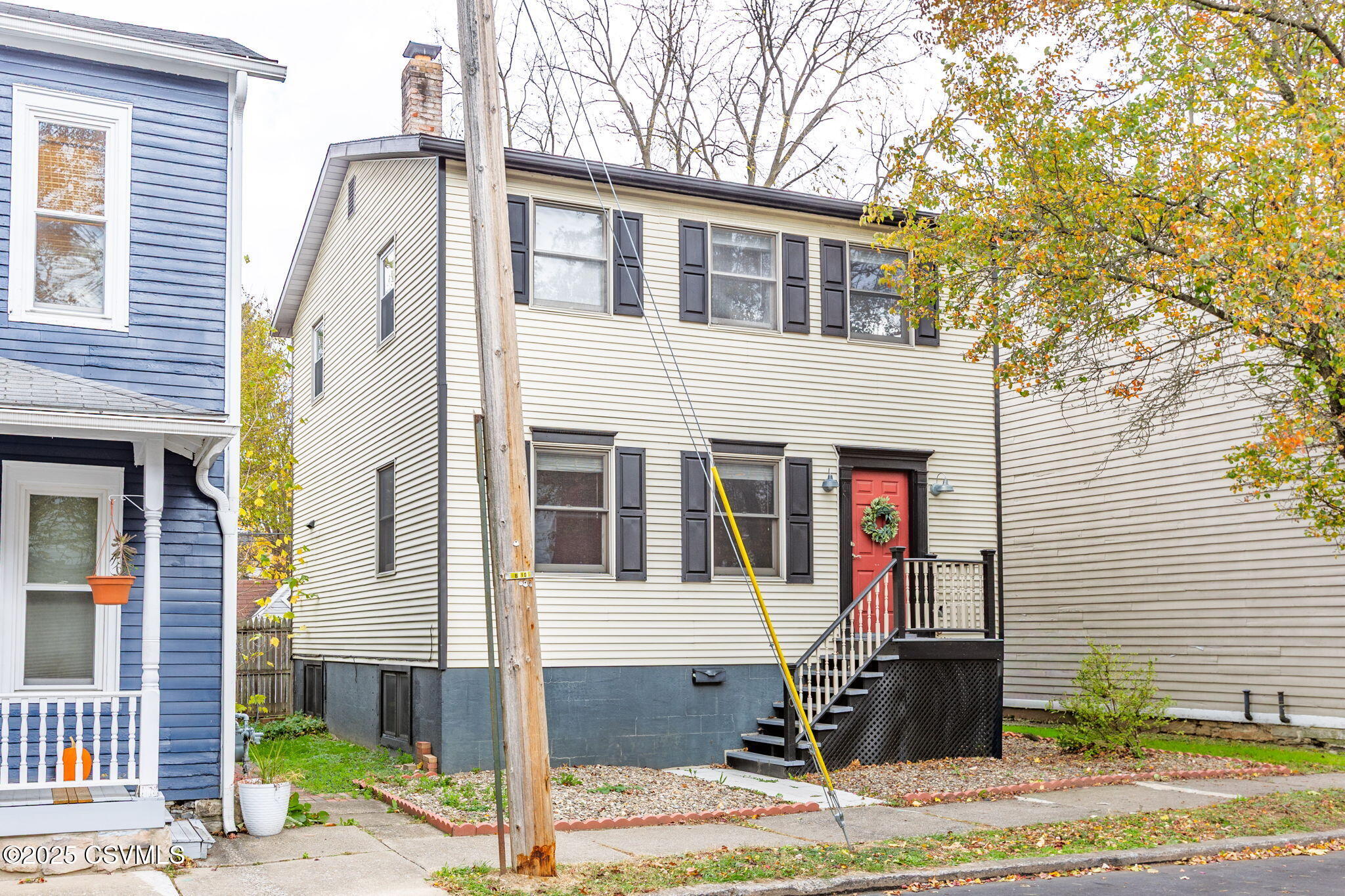 Properties 3 230 N 4TH Street