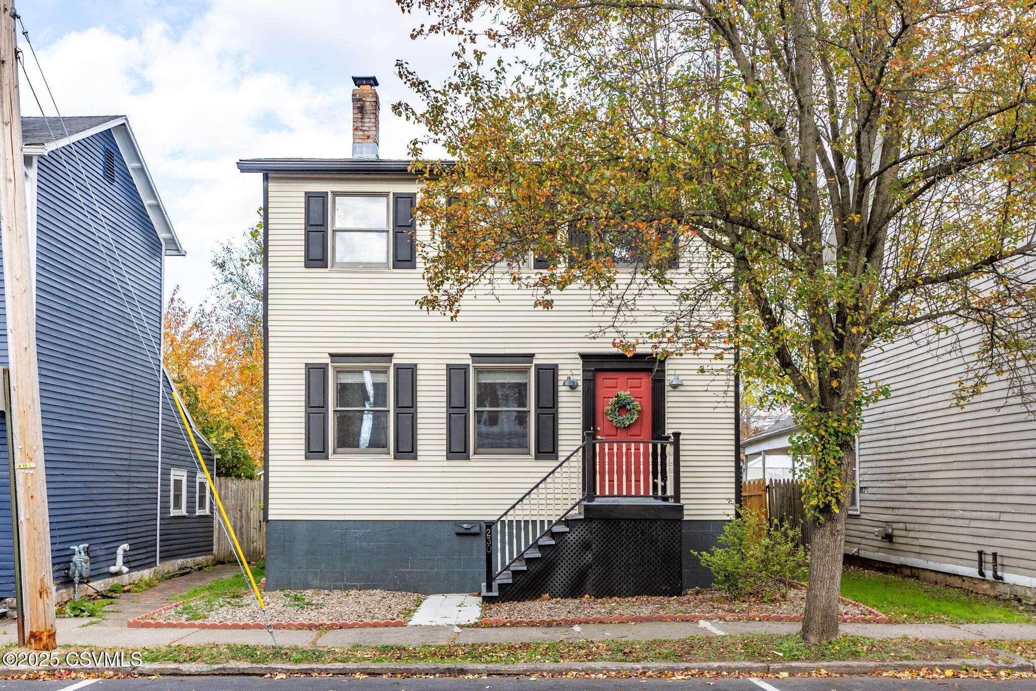 Properties 4 230 N 4TH Street