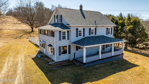 Properties 105 129 CEMETERY HILL Road Shickshinny PA 18655