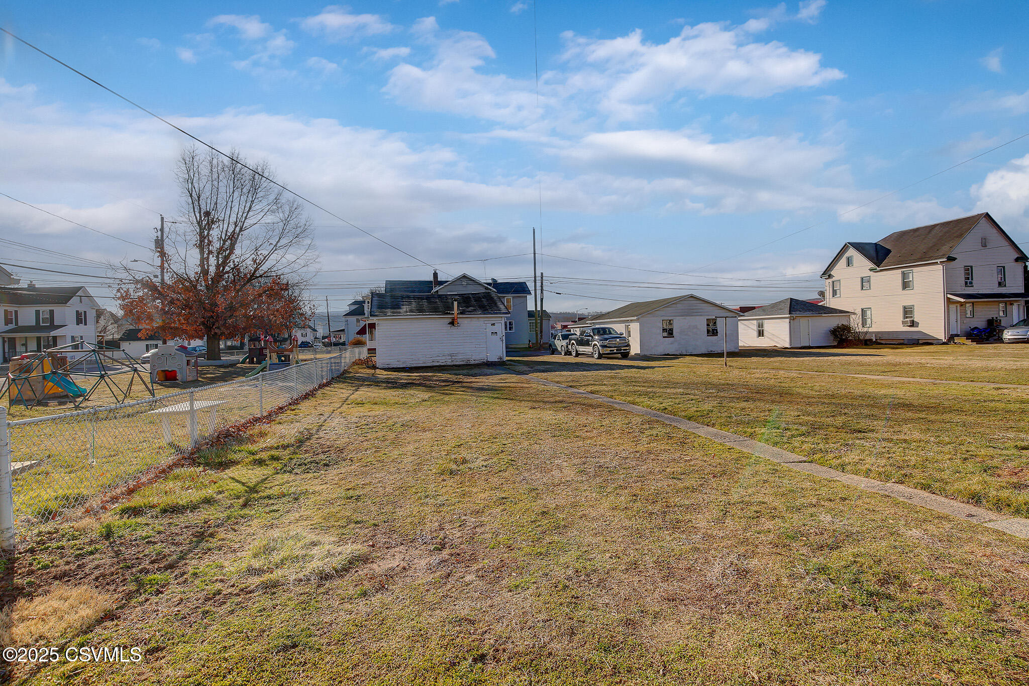 Bloomsburg, Pennsylvania 17815, United States, 6 Bedrooms Bedrooms, ,2 BathroomsBathrooms,Residential,Active,87441