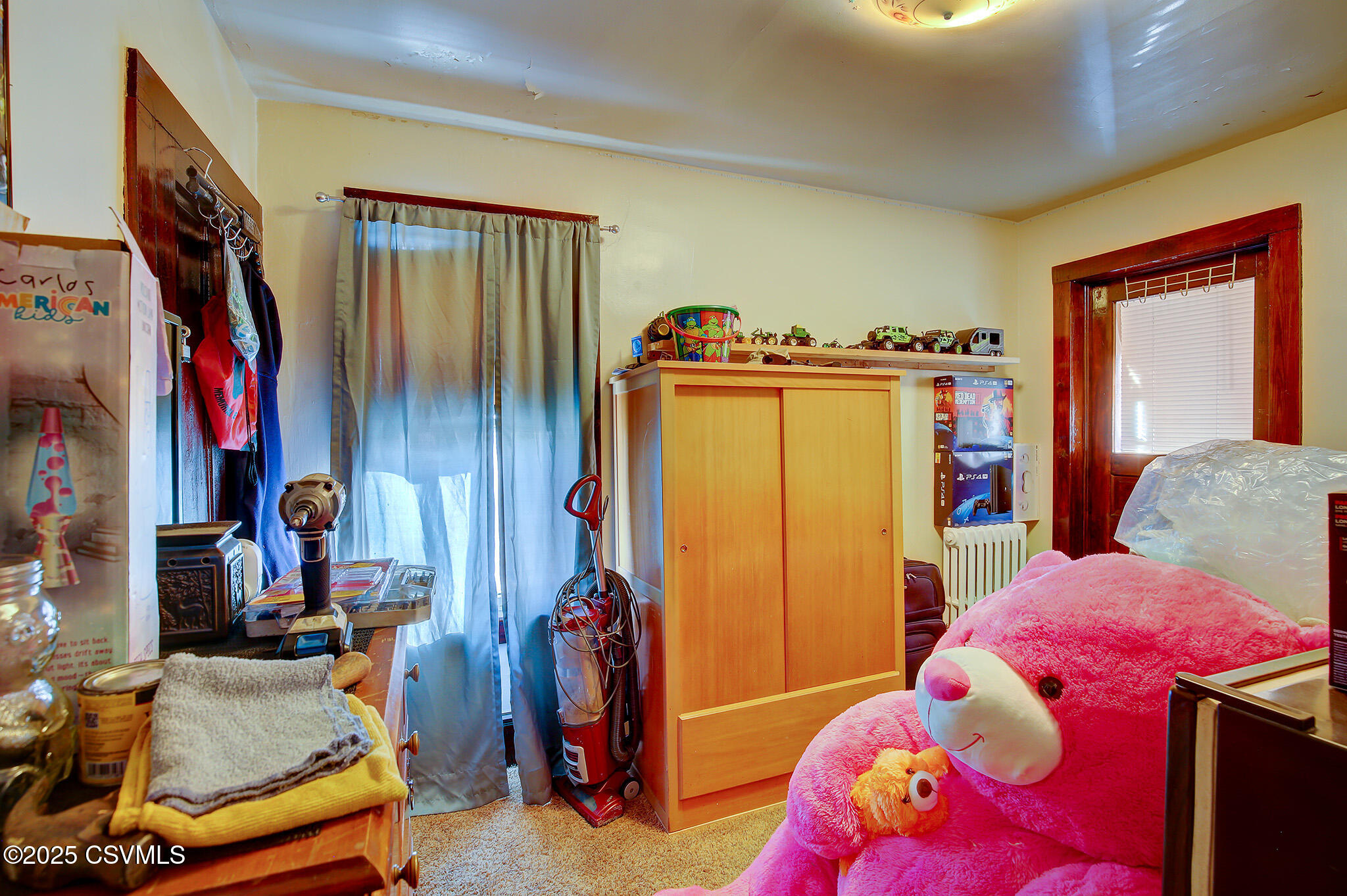 Bloomsburg, Pennsylvania 17815, United States, 6 Bedrooms Bedrooms, ,2 BathroomsBathrooms,Residential,Active,87441