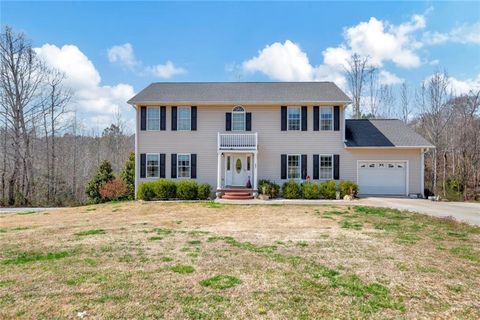 Single Family Residence in Seneca SC 120 Henry Avenue.jpg