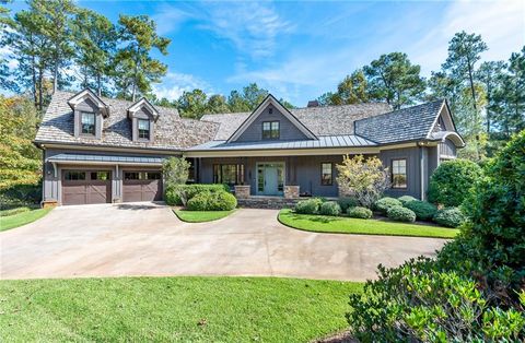 Single Family Residence in Sunset SC 401 Keowee Avenue.jpg