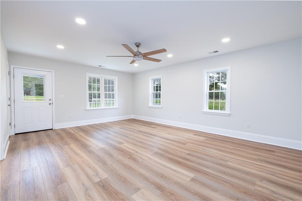 153 Burnt Tanyard Road, West Union, South Carolina image 7