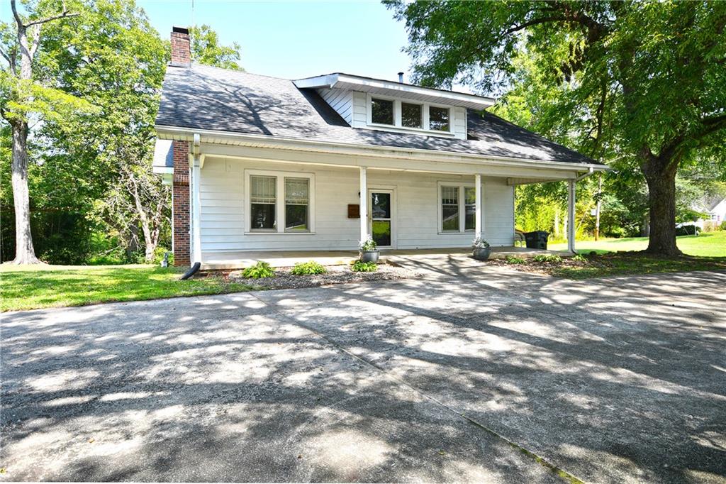 307 Blue Ridge Street, Easley, South Carolina image 2
