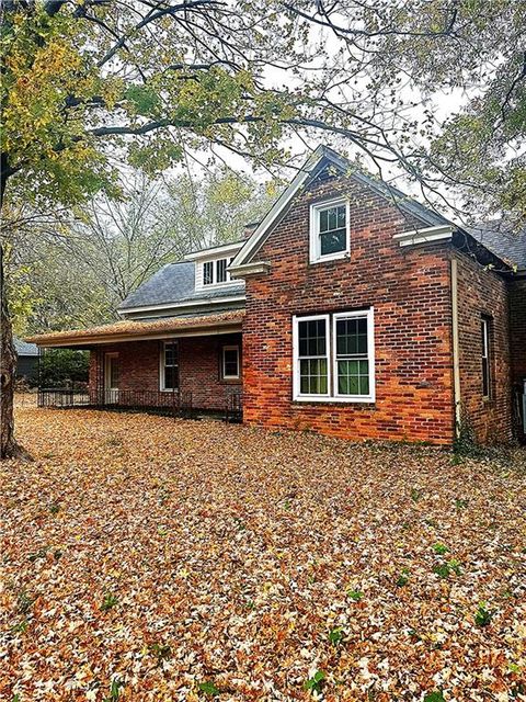 A home in Easley