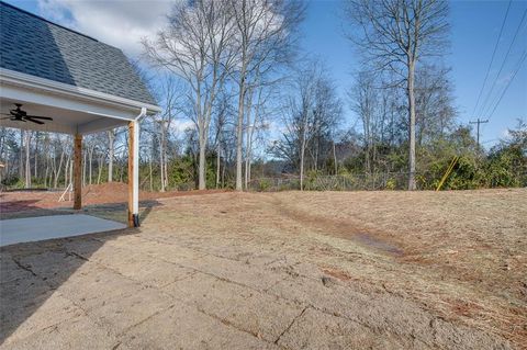 A home in Easley