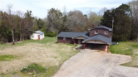 Single Family Residence in Seneca SC 321 Friendship Road.jpg