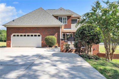 A home in Easley