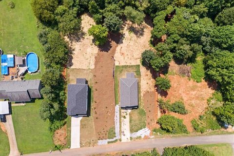 A home in Easley