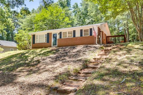 A home in Easley