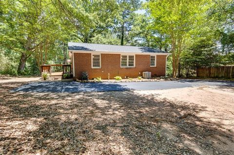 A home in Easley