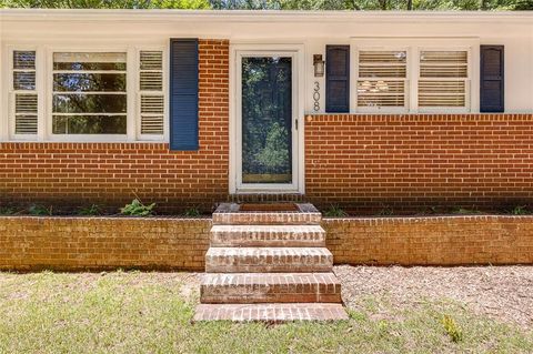 A home in Easley