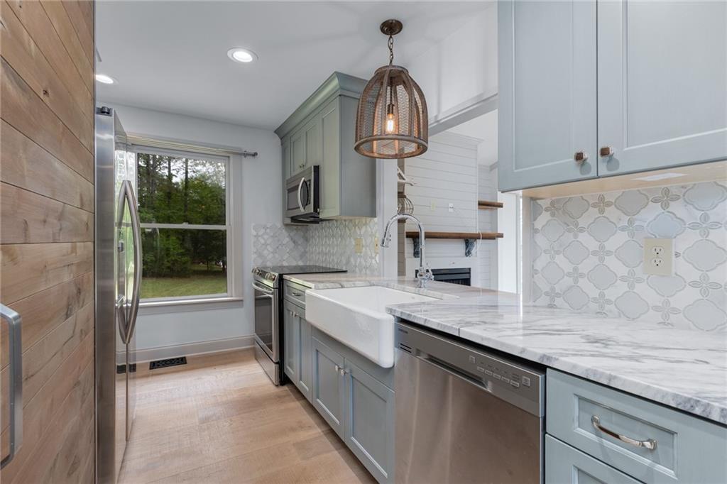 205 Elm Drive, Westminster, South Carolina image 14