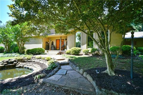 A home in Easley