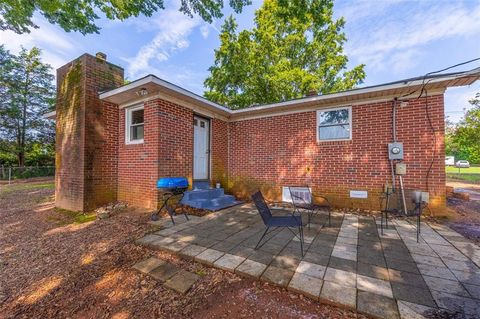 A home in Pelzer