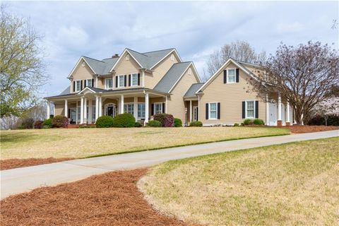 Single Family Residence in Anderson SC 201 Vinings Crossing.jpg