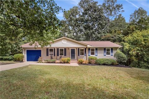 A home in Easley