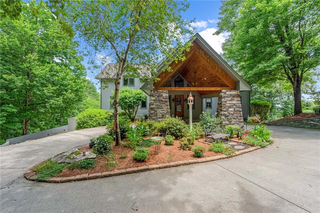 48 Moccasin Flower Trail, Landrum, South Carolina image 2
