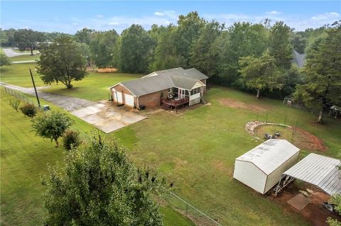 A home in Easley