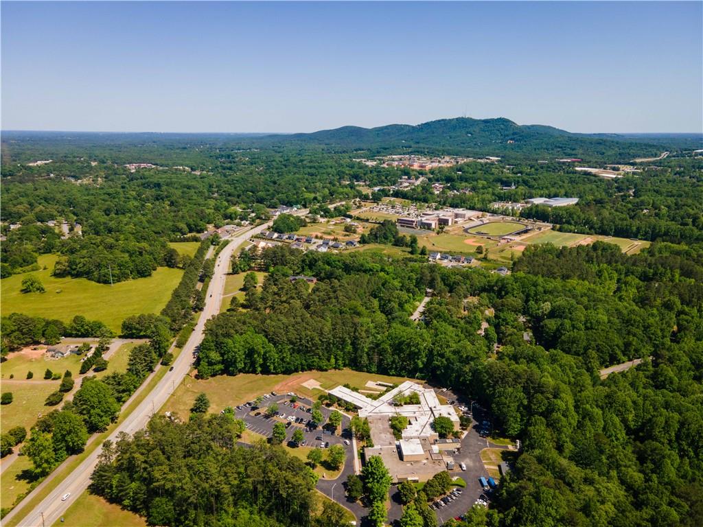 000 Hilltop Drive, Travelers Rest, South Carolina image 12