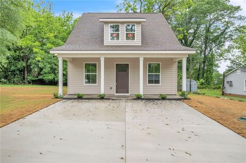 Single Family Residence in Belton SC 302 Green Street.jpg