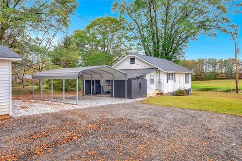 A home in Travelers Rest