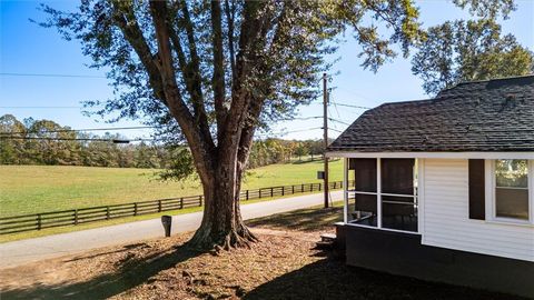 A home in Travelers Rest