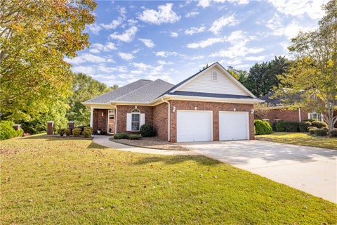 Photo for 104 Camelot Drive