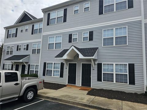 Photo for 245 Campus Drive #C, Central, SC 29630 (MLS # 20272422)