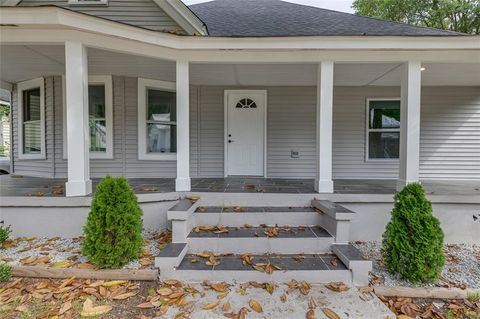 A home in Laurens