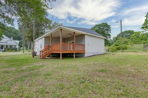 A home in Laurens