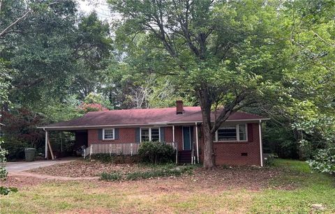 Photo of 207 Skyview Drive, Clemson, SC 29631 (MLS # 20264571)