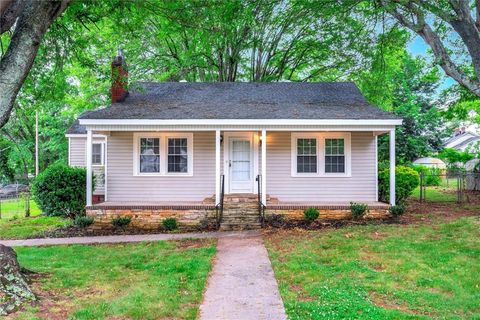 Single Family Residence in Greenville SC 207 Gordon Street.jpg