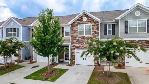 A home in Easley