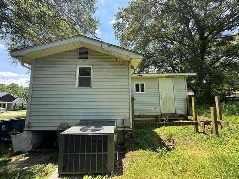 A home in Lyman