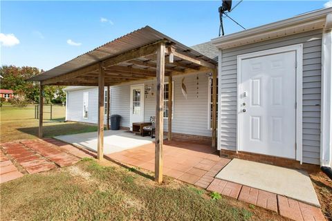 A home in Seneca