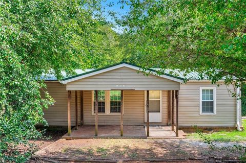 A home in Easley