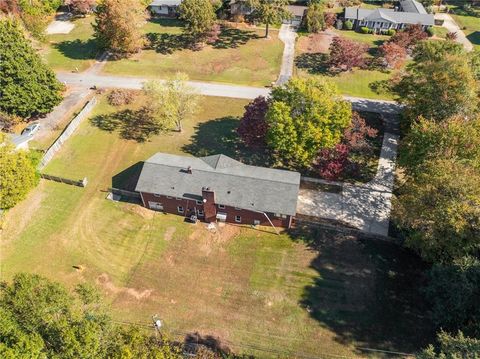 A home in Clemson