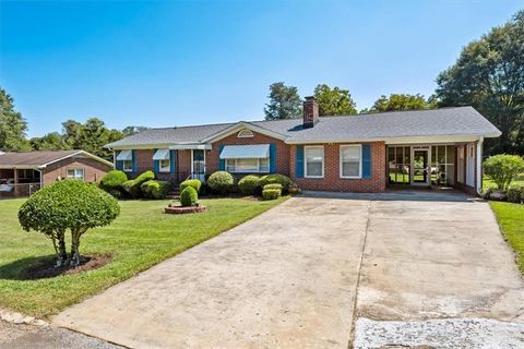 A home in Easley