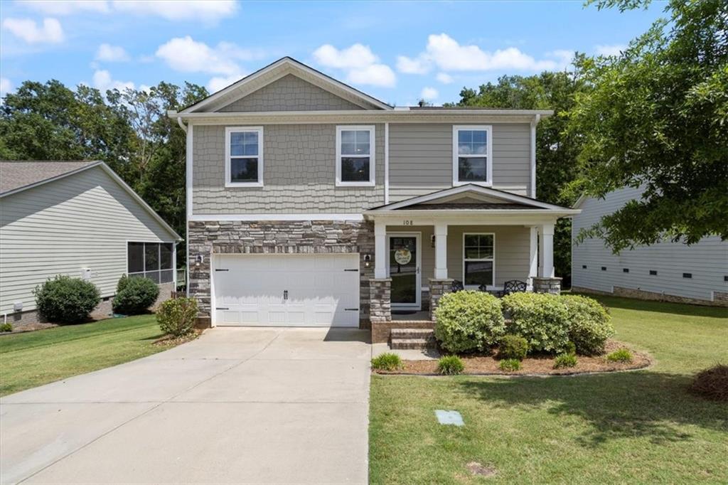 108 Donemere Way, Fountain Inn, South Carolina image 2