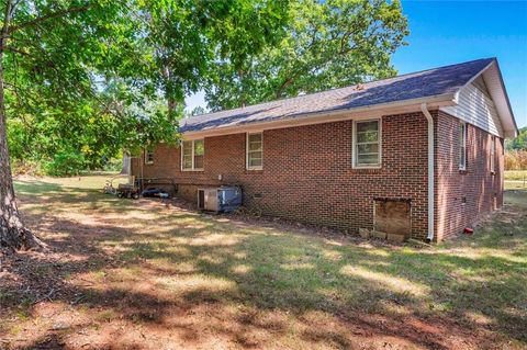 A home in Easley