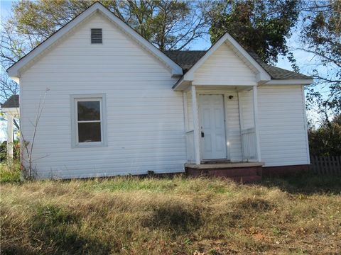 A home in Pickens